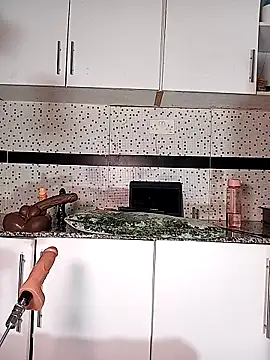 Bella045 online show from December 1, 6:57 pm