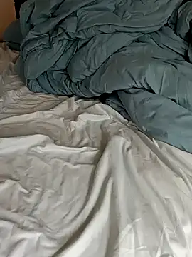 Snapshot of momentum2023 chatting on October 7, 2:47 pm momentum2023 online show from October 7, 2:47 pm