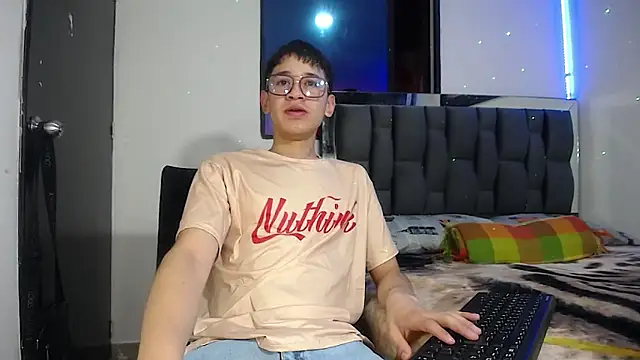 Mr daren  online show from January 31, 6:03 pm