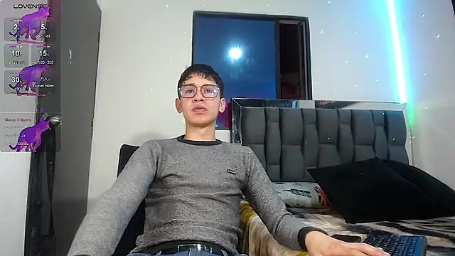 Mr daren  online show from February 1, 5:58 pm