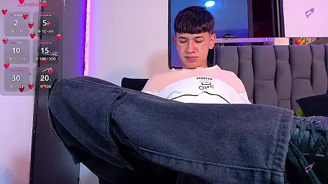 Mr daren  online show from September 11, 5:02 pm