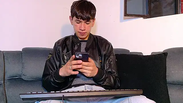 Mr daren  online show from October 14, 4:52 pm