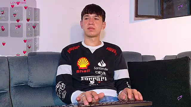 Mr daren  online show from October 15, 5:35 pm