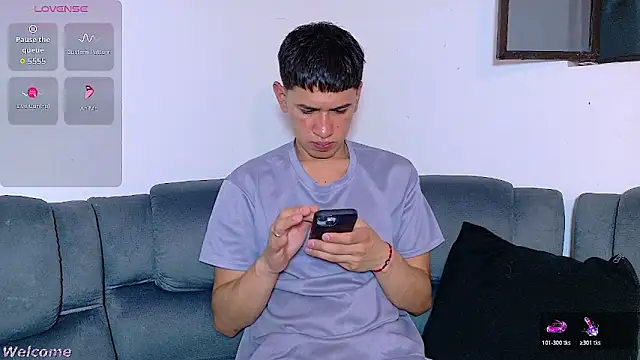 Snapshot of Mr_daren_ chatting on March 17, 6:44 pm Mr daren online show from March 17, 6:44 pm