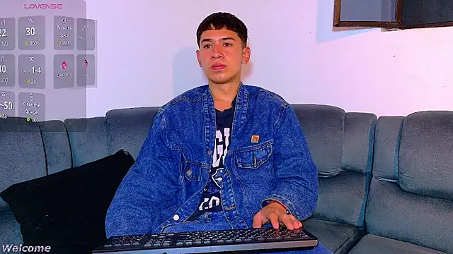 Snapshot of Mr_daren_ chatting on March 23, 6:45 pm Mr daren online show from March 23, 6:45 pm