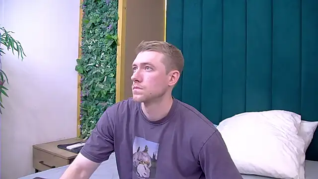 EthanPinkman online show from May 22, 5:47 am
