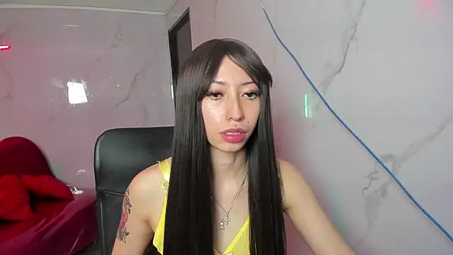 LilithCooperr  online show from July 12, 8:22 pm