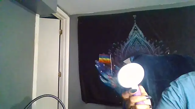 AmazonianMistress online show from November 13, 6:18 pm