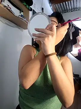 littlemelii online show from September 30, 9:42 pm