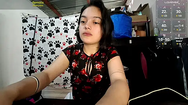 littlemelii online show from October 15, 4:29 pm