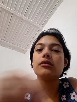 littlemelii online show from March 27, 11:32 am