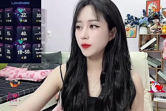 Snapshot of _LLisa_ chatting on December 21, 6:34 pm LLisa online show from December 21, 6:34 pm