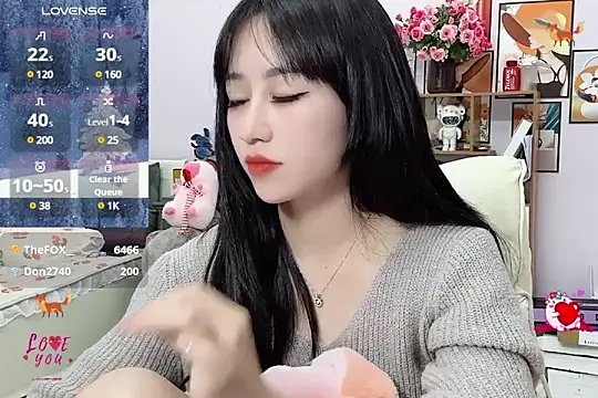 Snapshot of _LLisa_ chatting on February 9, 11:46 pm LLisa online show from February 9, 11:46 pm