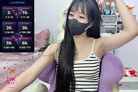 Snapshot of _LLisa_ chatting on December 15, 2:16 am LLisa online show from December 15, 2:16 am