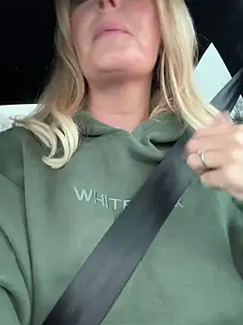 JodiSands online show from December 28, 3:59 pm