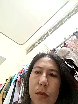 Snapshot of 2HotAsain4u chatting on December 21, 10:28 pm 2HotAsain4u online show from December 21, 10:28 pm