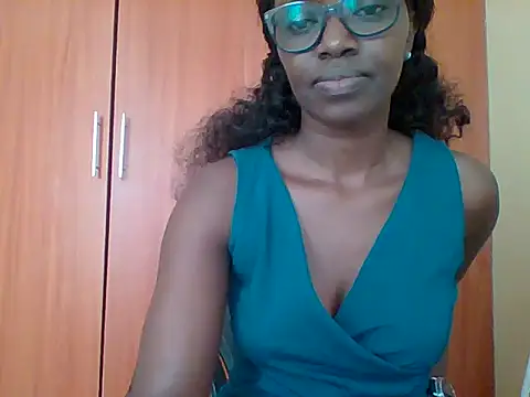 Snapshot of sexy_darleen23 chatting on June 19, 10:52 am sexy darleen23 online show from June 19, 10:52 am
