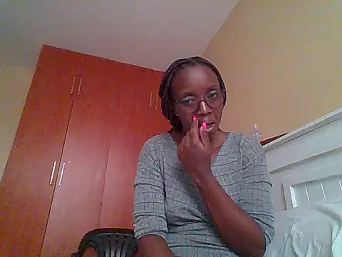 Snapshot of sexy_darleen23 chatting on August 3, 7:51 am sexy darleen23 online show from August 3, 7:51 am