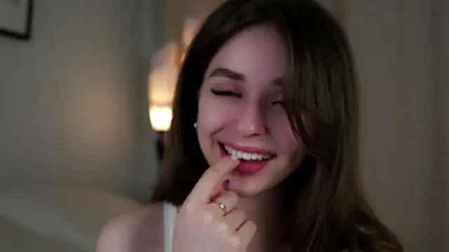 EstherMitchel online show from January 18, 1:08 am