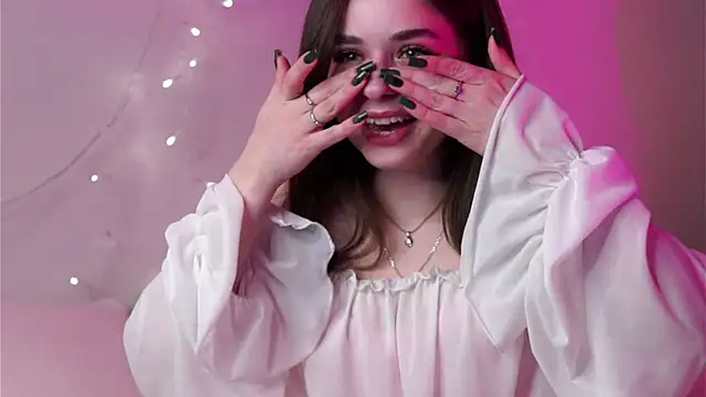 EstherMitchel online show from February 14, 4:15 am