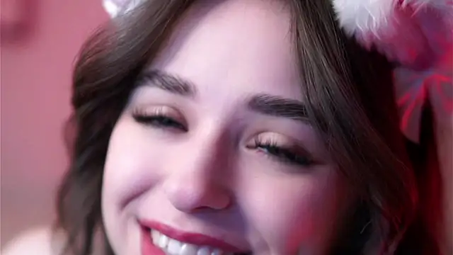 EstherMitchel online show from March 5, 1:52 am