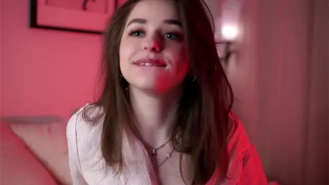 EstherMitchel online show from March 13, 1:10 am