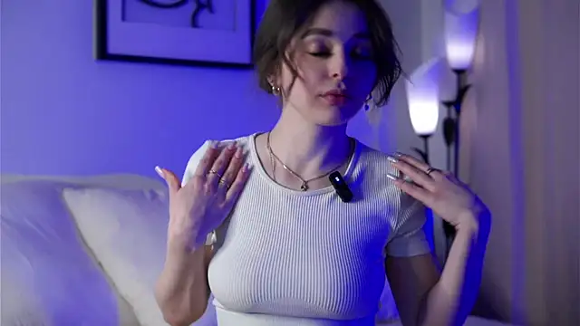 EstherMitchel online show from March 14, 4:21 am