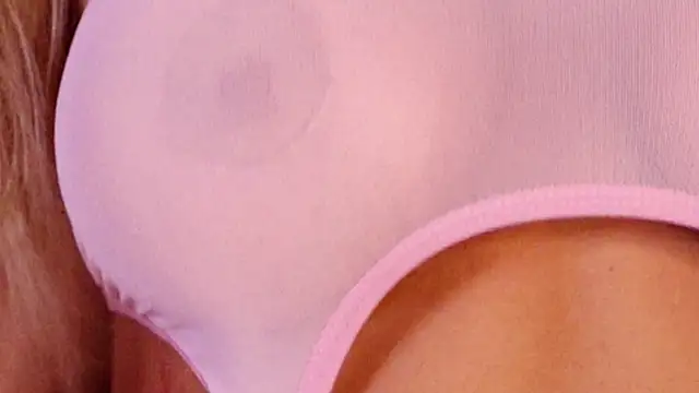 Snapshot of ClaraHazel chatting on October 12, 4:44 am ClaraHazel online show from October 12, 4:44 am