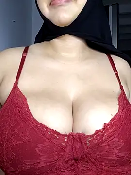 shirazz najmm online show from October 13, 2:06 pm