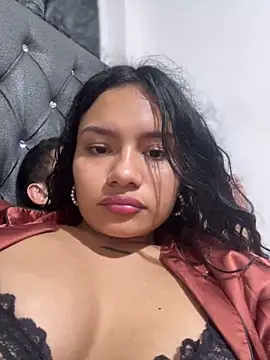Riana Kean online show from December 5, 6:43 am