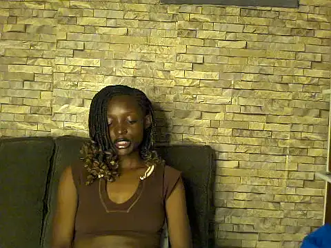 petite clara24 online show from June 19, 9:07 pm