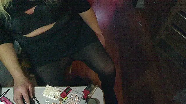 jessicalove99 online show from December 2, 7:47 am