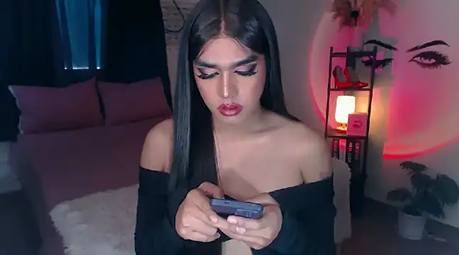 Snapshot of M1ssJadeS0 chatting on February 8, 12:38 am M1ssJadeS0 online show from February 8, 12:38 am