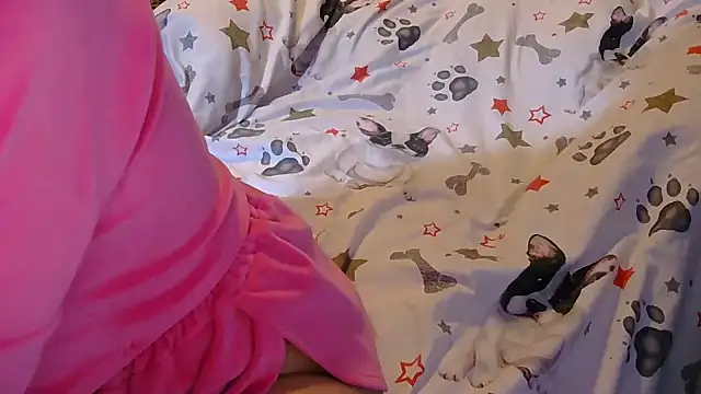 Snapshot of _Kitti_ chatting on October 8, 5:32 pm Kitti online show from October 8, 5:32 pm