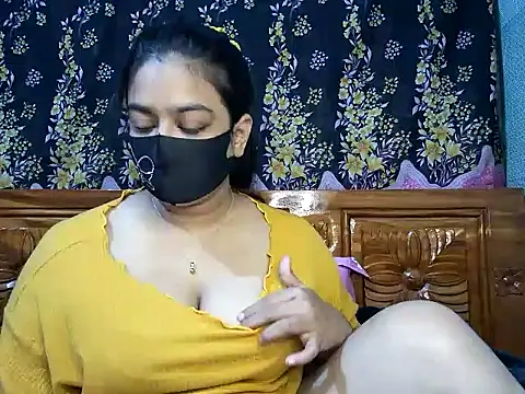 A-sweetgirl online show from January 7, 4:37 pm