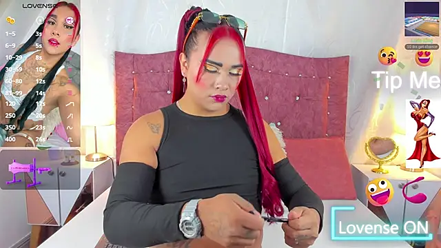 Snapshot of CristalSofiaHOT chatting on September 26, 12:42 pm CristalSofiaHOT online show from September 26, 12:42 pm