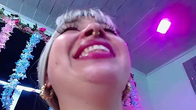 Cocoo Nuth online show from March 23, 5:43 am