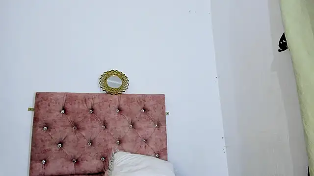 LUISA SEXY  online show from February 8, 4:14 am