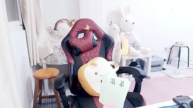 Snapshot of aFanny chatting on March 5, 2:23 pm aFanny online show from March 5, 2:23 pm