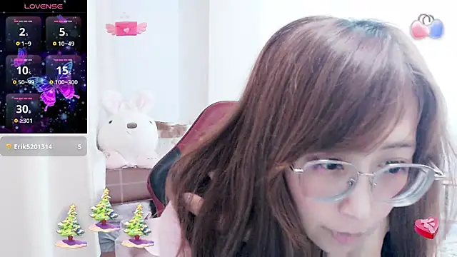 Snapshot of aFanny chatting on March 13, 3:28 pm aFanny online show from March 13, 3:28 pm