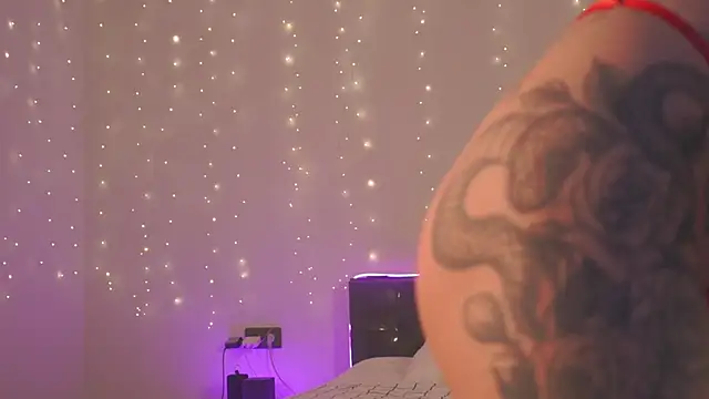 LoisJo online show from January 6, 8:50 pm