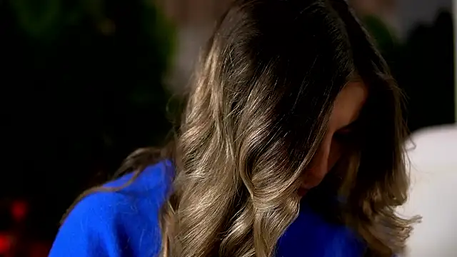 Snapshot of KellyMathews chatting on March 26, 2:50 am KellyMathews online show from March 26, 2:50 am