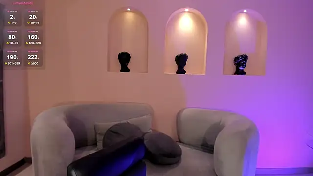 AmberLewis  online show from January 8, 9:10 am