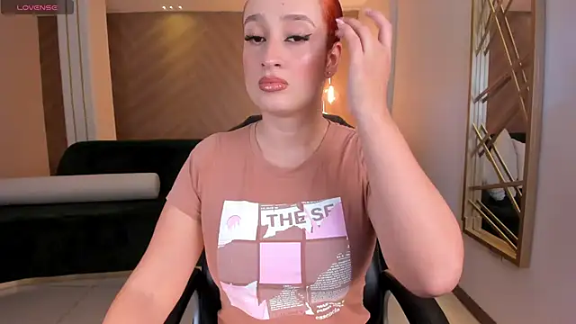 RosalineFiore online show from January 10, 11:54 am