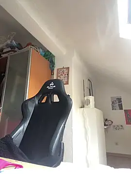 rafamarianoofc online show from March 22, 2:47 pm