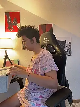 rafamarianoofc online show from October 18, 9:21 am