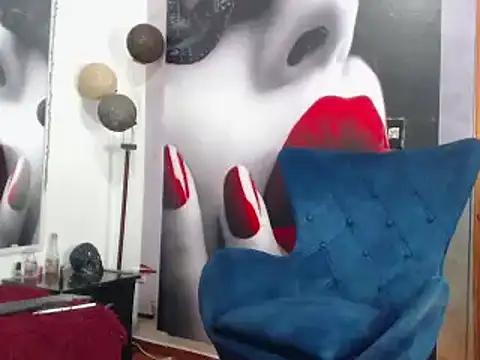 Snapshot of ameliefederline11 chatting on December 19, 11:07 am ameliefederline11 online show from December 19, 11:07 am