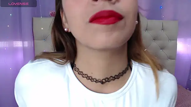 Snapshot of ameliefederline11 chatting on March 18, 5:42 pm ameliefederline11 online show from March 18, 5:42 pm