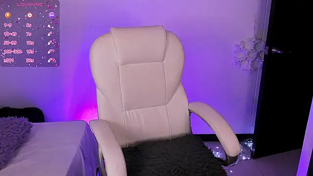 nyna 1 online show from February 28, 9:55 pm