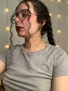 Snapshot of Antoniart_ chatting on March 6, 4:30 am Antoniart online show from March 6, 4:30 am